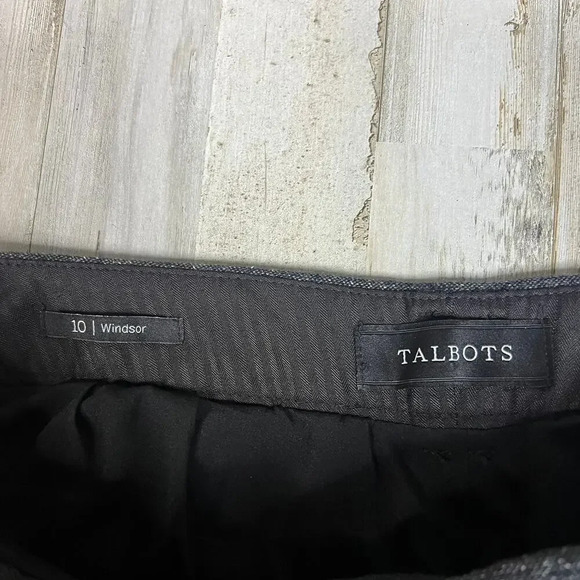 Talbots Women's Windsor Dress Pants Size 10 Gray Straight Leg Business Classic - Picture 2 of 4